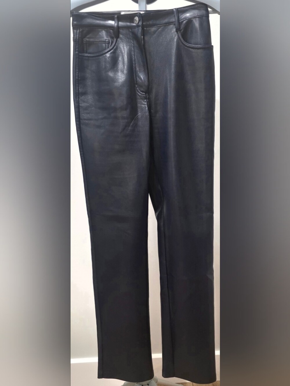 Aritzia Wilfred The Melina Tall Vegan Leather Pants • Black • Size 2